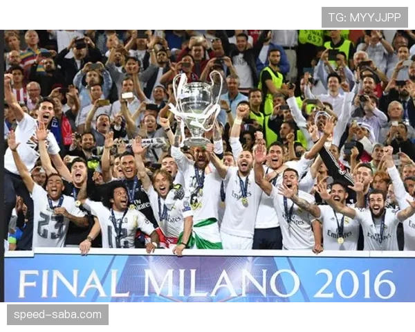 卡马文加欧冠硬仗表现解析：对利物浦与曼城的关键作用与局限